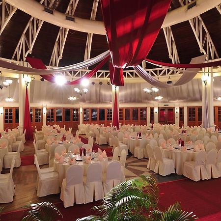 Parkcity Everly Hotel Miri Exterior foto