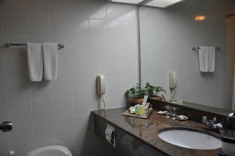 Parkcity Everly Hotel Miri Exterior foto
