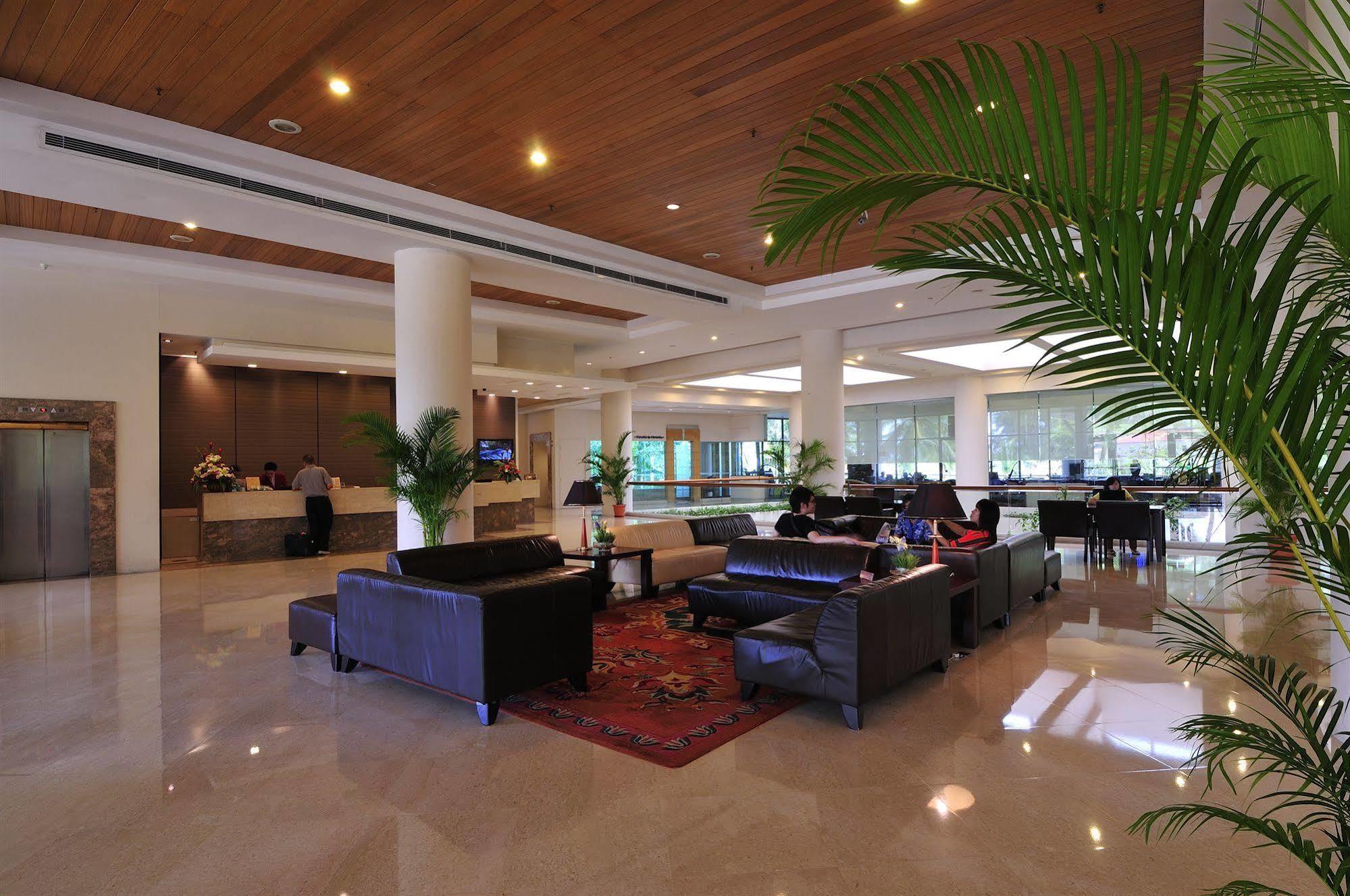 Parkcity Everly Hotel Miri Exterior foto